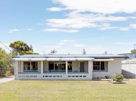 Brooms Head Bungalow- Stone Real Estate Yamba