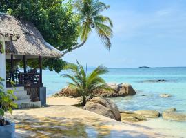 Ocean Vibes Resort, hótel í Thongsala
