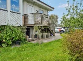 Cozy Apartment In Torslanda With Wifi