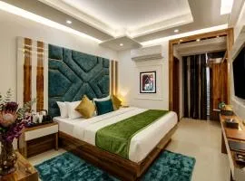 Hotel Villa International 2 Min Walk From New Delhi Railway Station