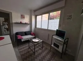 studio à deux pas du bassin