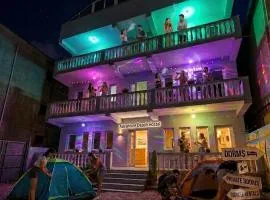 Adventure Beach Hostal