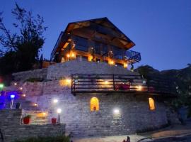 Villa Sajmo, hotel in Koman