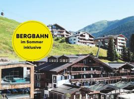 MY ALPENWELT Resort, hotel em Königsleiten