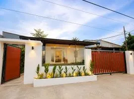 SAN HÔ Beach Homestay