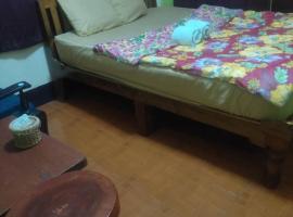 ชมภูนุช ห้องพัก เกาะล้าน, hotel en Ko Sak