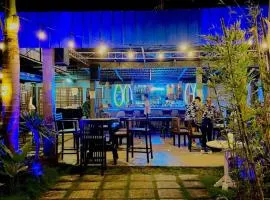 The Beach House and Bar
