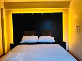 Urban Comfort - Lehloen 2BR Apartment - Gaborone