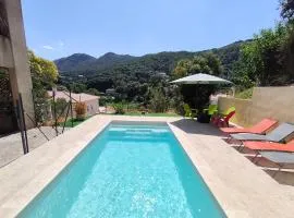Eccica - Bottom of villa, quiet garden, and pool