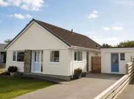 Charming 3 Bedroom Cottage - Garden WiFi Parking