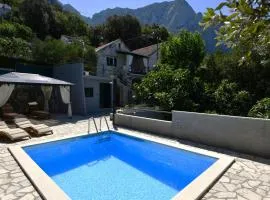 Holiday Home Volat -Baska Voda by Villas Guide