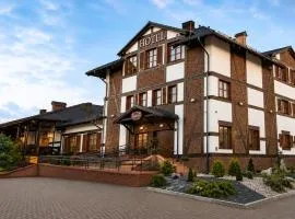 Hotel Skarbek