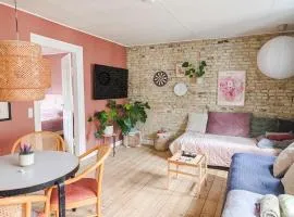 Stylish Apartment Aalborg Center - Self Check-in