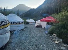 Camping in Sirota