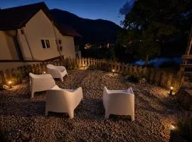 Pravo mesto - The Right Place