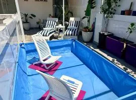 Habitación privada con Baño en un moderno y céntrico Atico en Ciutat Vella
