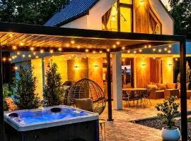 Bosarosa Forest & Lake Villa z jacuzzi wanna SPA