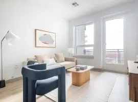 Blueground Revere balcony nr Revere Beach BOS-1335