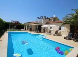 Elegant Villa Hariz