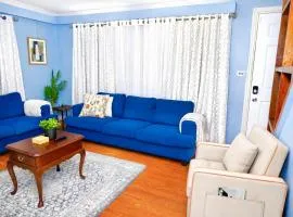 The Charming Cozy 4BR, 2BA Getaway in Glen Burnie, Sleeps 9
