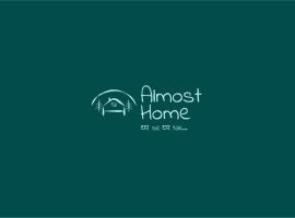 Almost Home, hotel em Shangarh
