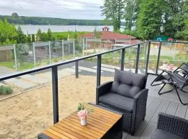 Złota Plaża Apartament Kwiecisty z widokiem na jezioro