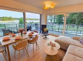 Złota Plaża Apartament Kwiecisty z widokiem na jezioro
