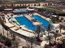 Kemzo Hotel