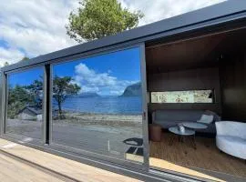 Hundeidvik Fjord Retreat - Fjord Suite