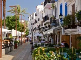 Two bedroom converted maisonette close to Ibiza Port