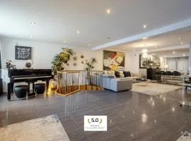 Majestic Villa in Downtown Griffintown