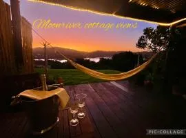 Moonriver Sunset View Cottage and Le Shed Garden Cottage