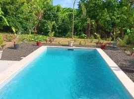 Villa neuve Casa Helena - Piscine privée et jardin - 6 pers - Saint-Esprit - Sud Martinique