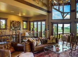 Mtn & Lake Views! Perfect for Family & Friends