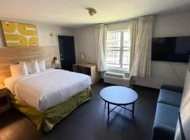Sonesta Simply Suites Detroit Novi