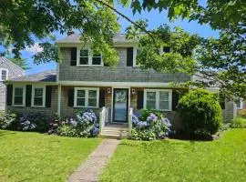 Cape Cod Playhouse