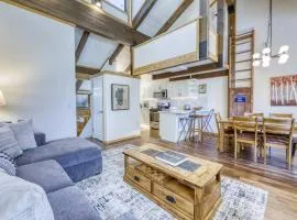 Secluded mountain-view condo with balcony close to Northstar Village