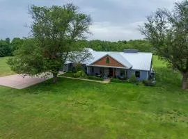 Whispering Prairie Lodge