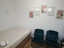 Studio 714