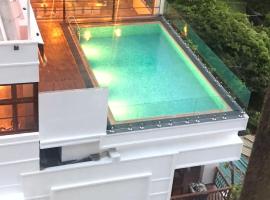 Lavinia Bay Beach Hotel, hotel a Mount Lavinia