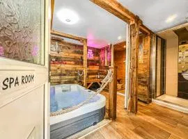 Rustic Rhondda Retreat w Private Hot Tub & Sauna