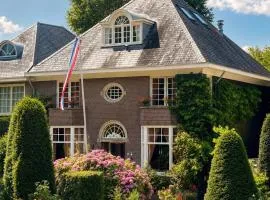 Deventer Heritage en Boutique B&B, museumhuis "De Worp", het huis met de theekoepel, logeren in authentiek historisch erfgoed