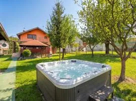 House Pepica with Jacuzzi in Zagorje - Happy Rentals