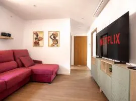 LUJO, 8 pax Patinetes, Netflix, Wifi y Parking