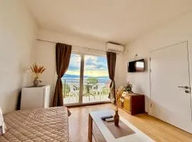 NINAS Apartments