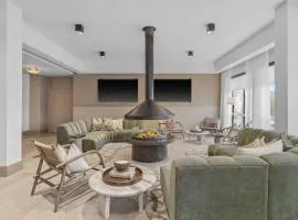 Hyatus Luxury Residences Salem