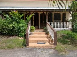 Appartement dans Villa creole