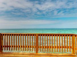 Cabin 5 - The Purple Moon, hotel di Placencia Village