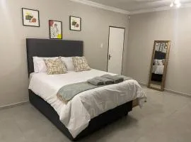 Moonlight Ranch Farm Stay near Hartbeespoort