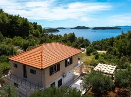 Family-friendly house with hot tub Prizba, Korcula - 15468